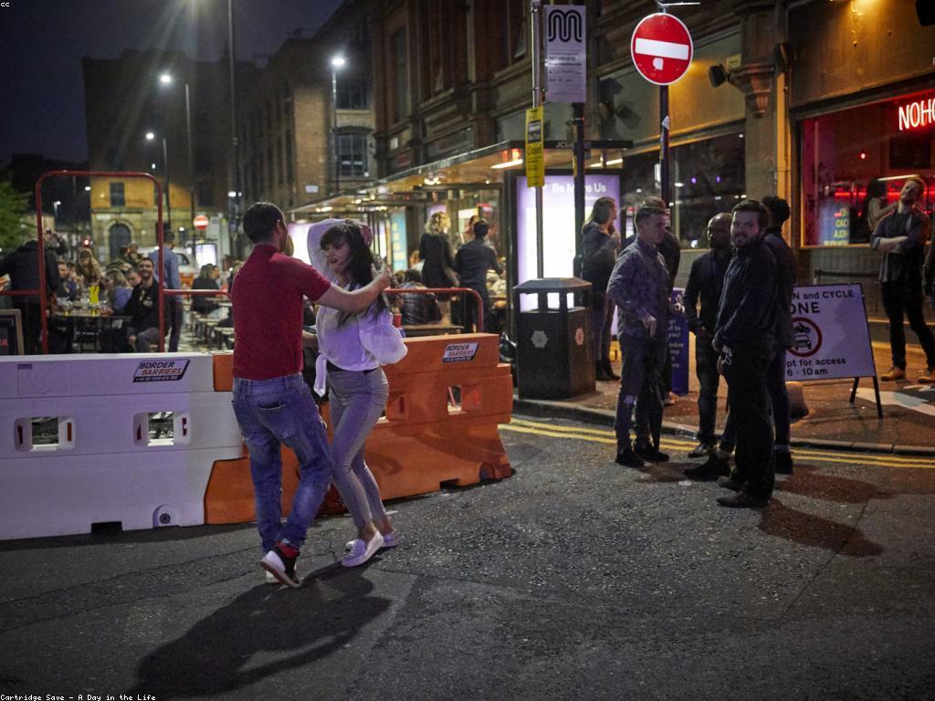 សារៈសំខាន់នៃព័ត៌មានស្លុតថ្មីក្នុងការបង្កើតអារម្មណ៍